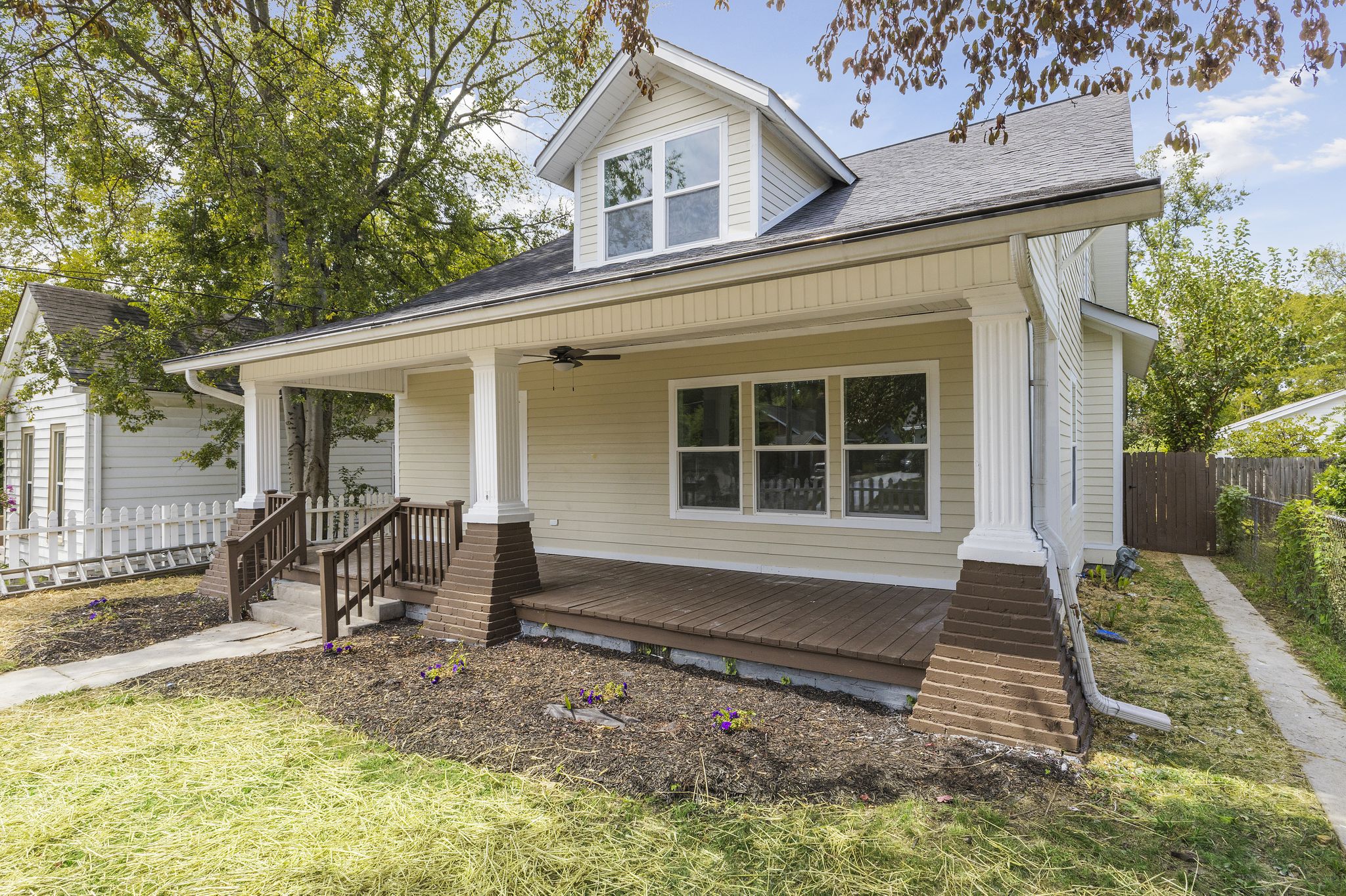 814 Stockell